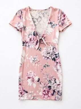 NWOT Floral Tie Dress